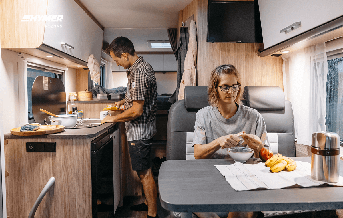 Co zabrać w podróż kamperem