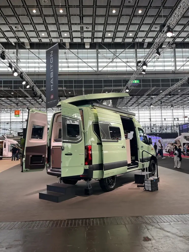 Bürstner Habiton X HMX 6.0 4x4 campervan terenowy widok z zewnątrz